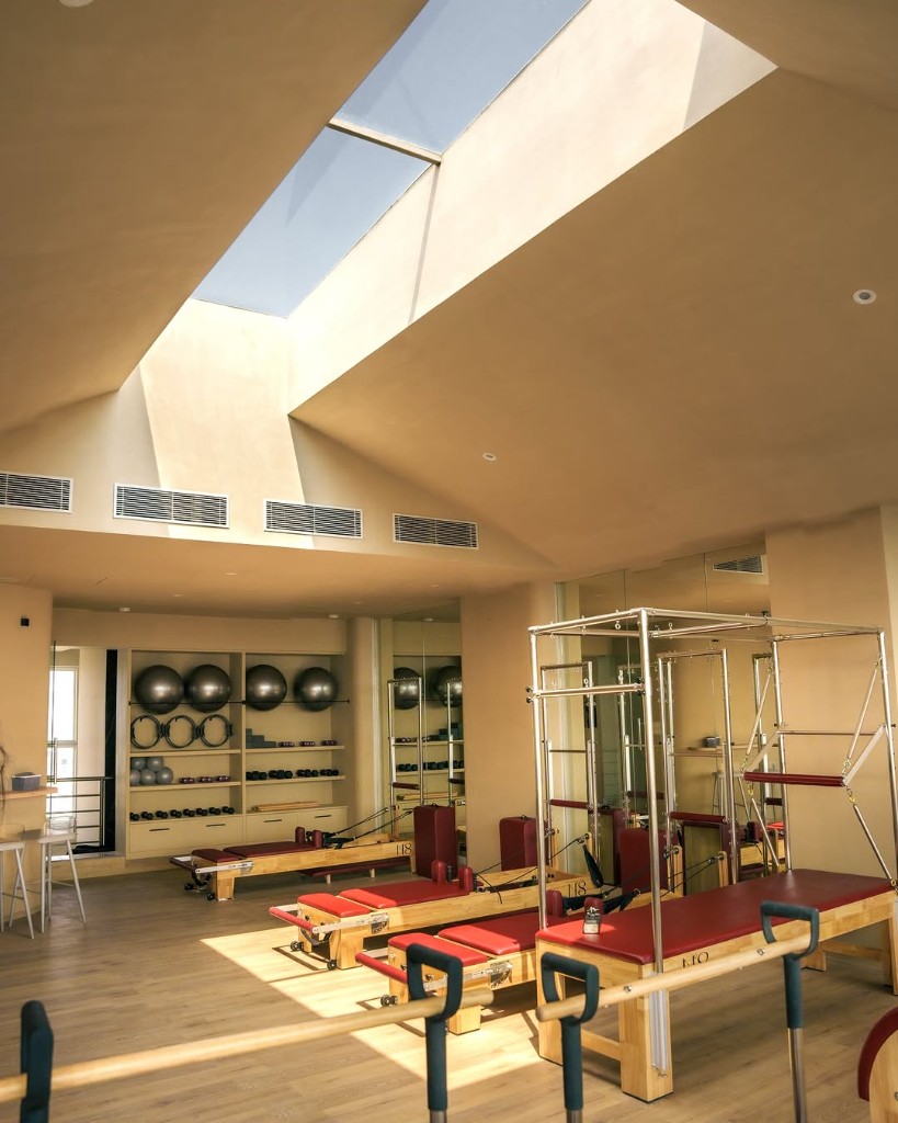 Studio N°8 — light-filled reformer studio with skylight